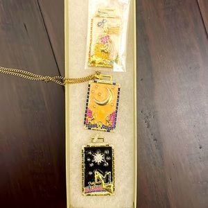 Tarot pendant charms (3)